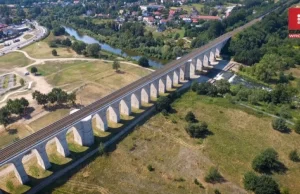 To jedyny taki wiadukt w Polsce i jeden z najdłuższych w Europie