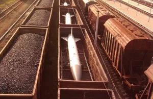 Rakiety przewożone pociągiem