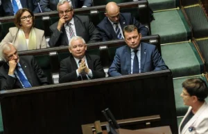 Kaczyński: najwyższy czas kończyć „bankietowanie” po zwycięstwie