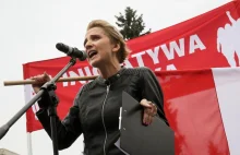 Scheuring-Wielgus: dość dyktatury kobiet. Czarny protest przed Sejmem