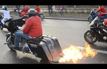 Tysiące mikołajów na motorach.Santa Claus Motorcycle Parade in Gdańsk.