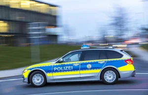 Niemcy: 10 policjantów zranionych w Düren podczas kłótni o źle zaparkowane auto