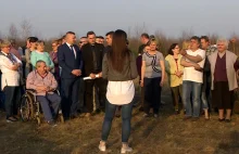 Gigantyczne wysypisko w niewielkim Jaskółowie. Mieszkańcy protestują