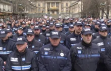 Wielotysięczna manifestacja policjantów! Mają dość śmierci swoich kolegów.