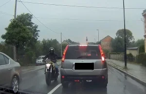 Szukamy motocyklisty który urwał lusterko w samochodzie [Gliwice]