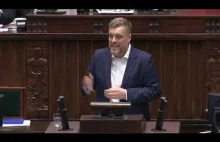 "Zandberg orze premiera". Lider Lewicy obnażył przemówienie...
