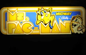 Sztuczna inteligencja Microsoftu przeszła grę Ms. Pac-Man z idealnym wynikiem