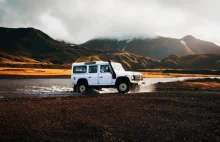 Zwiedzamy Islandię samochodem terenowym! Poradnik podróżnika.