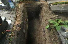 Ktoś na cmentarzu zlikwidował grób jej bliskich. Leży w nim ktoś obcy
