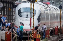 Frankfurt: Kobieta z dzieckiem wepchnięta na tory kolejowe. 8-latek zginął...