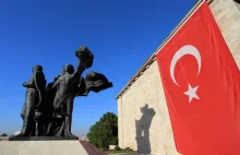 Turcja wątpliwym sojusznikiem w NATO, ale raczej go nie opuści