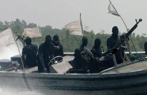 Piraci uprowadzili na wodach Nigerii statek z polskimi marynarzami.
