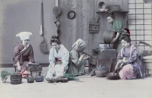 Fotografa ręcznie kolorowanymi odbitkami albumów z Japonii w 1890 r.