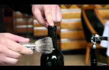 Fajny sposób na otwarcie butelki wina