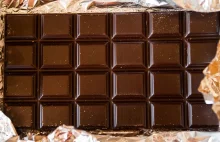 Pod osłoną nocy złodzieje ukradli ponad 13 tys. tabliczek czekolady