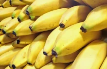 Z której strony jesz banana?