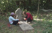 Wyjechali na Białoruś porządkować polskie cmentarze