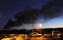 Ogromny pożar hali przemysłowej w podwarszawskich Markach
