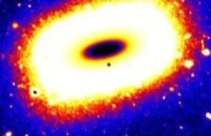 LEDA 074886: Kanciasta galaktyka