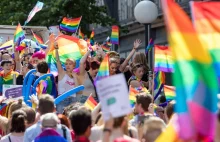 Rekordowa ilosc chetnych do testow na choroby weneryczne podczas Pride Parade