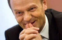 Tusk w 2001 r. "Mamy dość wysokich i skomplikowanych podatków które powodują...