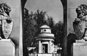 Lwy z Cmentarza Obrońców Lwowa. Tak wyglądały przed dewastacją