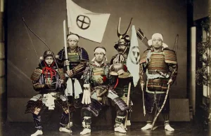 Zdjęcie samurajów i innych wojskowych z XIX wieku - Japonia