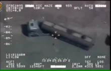 Irackie lotnictwo atakuje konwój ropy z państwa islamskiego do Turcji.