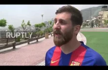 Irański student, który wygląda zupełnie jak Lionel Messi