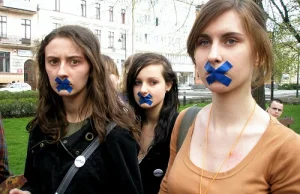 Fundacja Georga Sorosa chce zakneblować usta Polakom