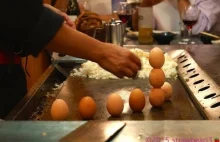 Teppanyaki Chef Cracks Egg Style.