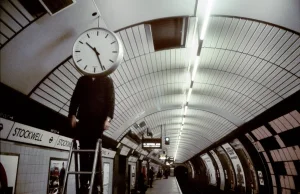 Londyńskie metro sprzed 40 lat na zdjęciach [Ang]