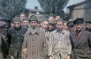 The colour of darkness: Wyzwolenie niemieckiego obozu w Dachau, w kolorze.