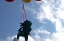 Lot na 110 balonach