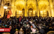 Protest na Węgrzech po wprowadzeniu nowego prawa pracy