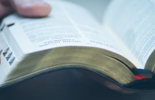 Chiny. Biblia zniknęła ze sklepów internetowych