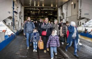 Szwedzkie gminy 'mogą przyjąć więcej uchodźców'