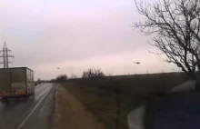 Rosyjskie śmigłowce wlatują na Krym [Wideo]