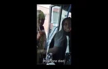 Kierowca autobusu nie pozwala muzułmankom jechać bez biletu w Finlandii.