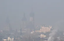 Smog nie odpuszcza. Bezpłatna komunikacja w Krakowie i na Śląsku.