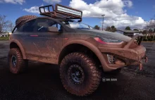 Tesla Model X w mocno offroadowej wersji