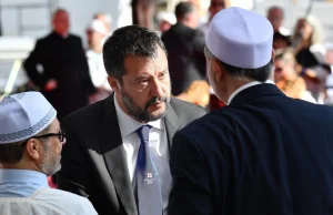 Włoskie sądy dalej przyjmują migrantów. Matteo Salvini bezradny...