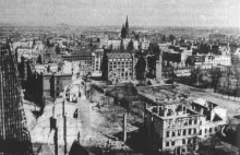 Wrocław 1945 Zniszczenia - rzadko spotykane fotografie Wrocławia z 1945 roku.