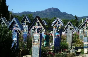 "Wesoły" cmentarz w Sapanta