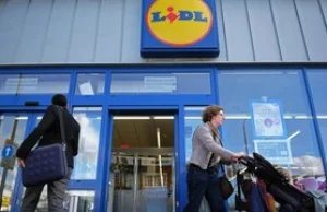 Lidl przeprosił za językowy zakaz