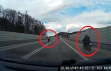 Czy Ci motocykliści mają rozum? Śląska policja ujawnia szokujące wideo