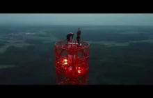 Wspięli się 360 metrów na maszt by zawiesić Polska flagę!
