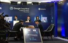 AlphaGo pokonuje Lee Sedol - game 1/5
