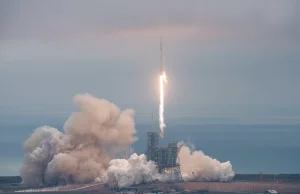 Udany start i lądowanie Falcona 9 podczas misji CRS-10