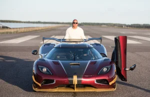 Koenigsegg pokazał Bugatti środkowy palec